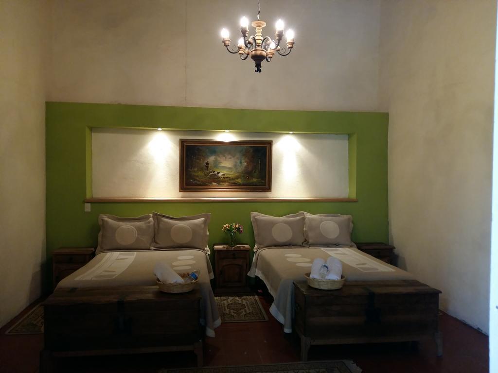 Casa Limonchelo Hotel B&B モレリア エクステリア 写真
